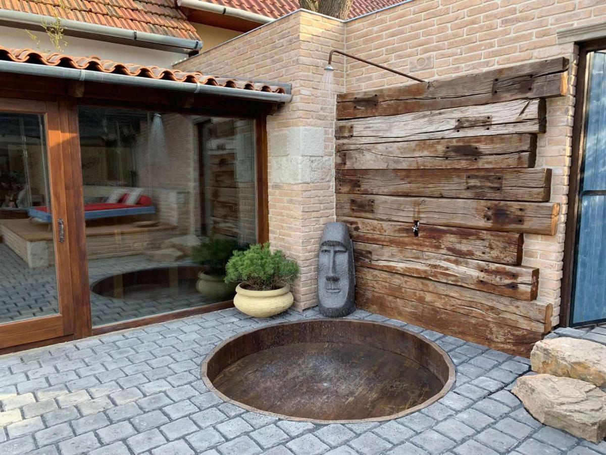 Resident Wellness Vendeghaz Bekescsaba Apartment Luaran gambar
