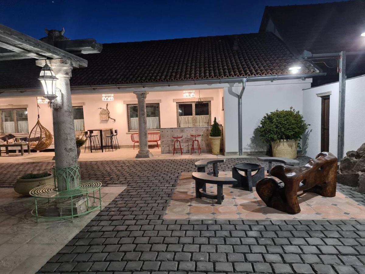 Resident Wellness Vendeghaz Bekescsaba Apartment Luaran gambar